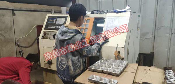 數(shù)控車(chē)hc-30